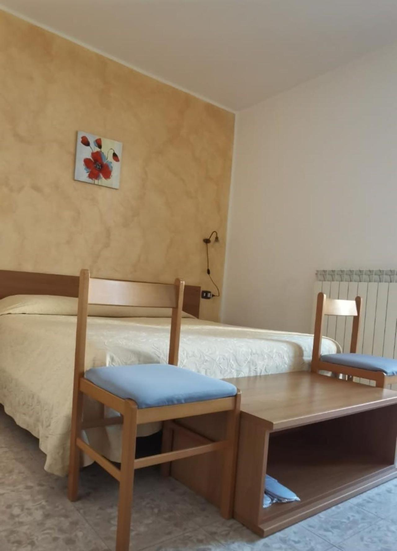 Hotel Edelweiss Laino Borgo Eksteriør billede